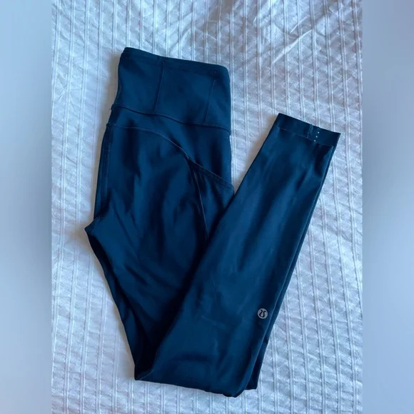 Poshmark lululemon leggings hotsell